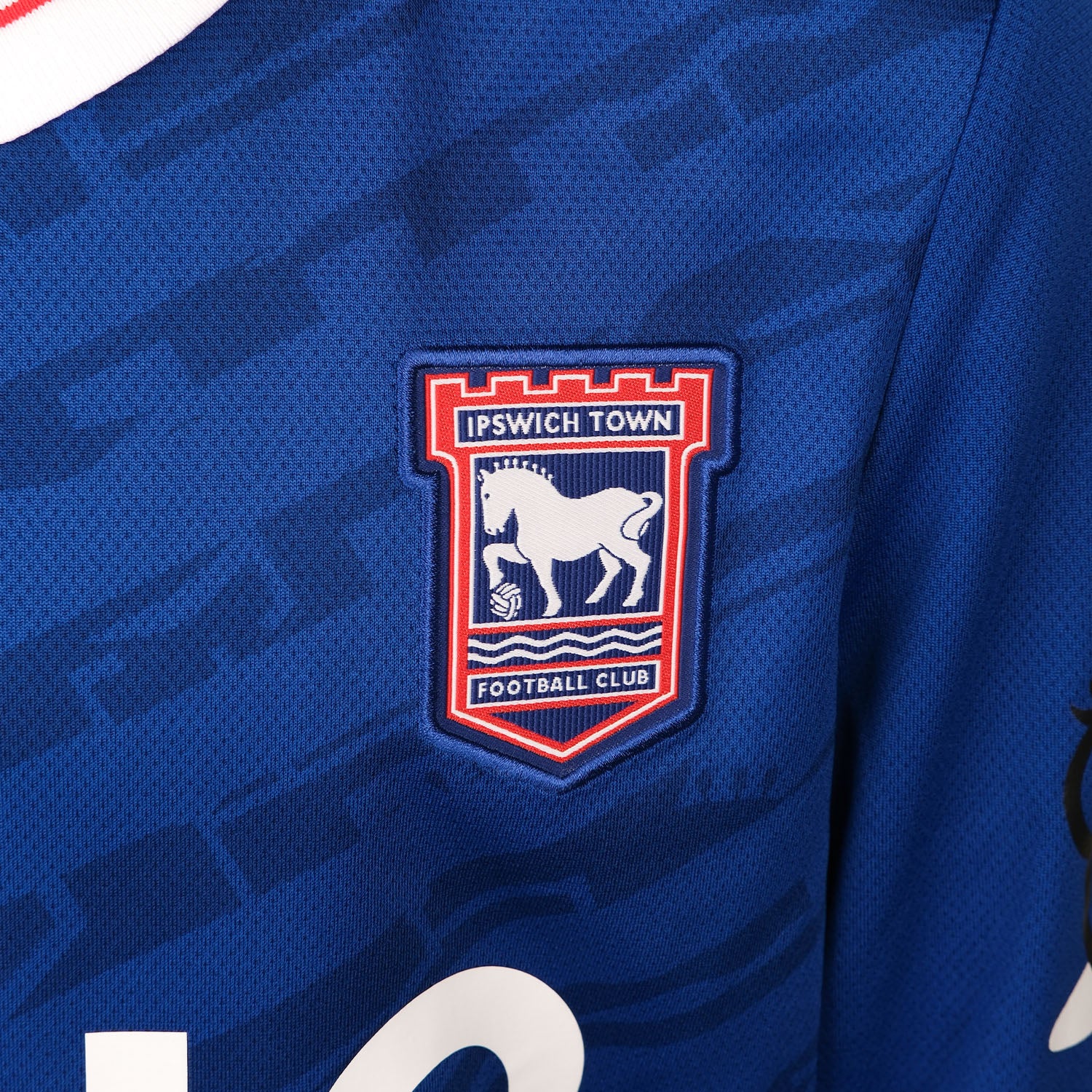 Umbro 2025/26 Junior Home Shirt Long Sleeved - Image 4